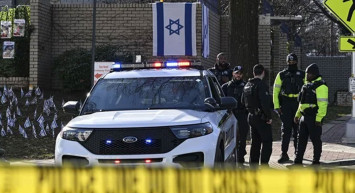 ABD askeri, İsrail Büyükelçiliği önünde kendini ateşe verdi!