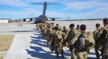 ABD ateşle oynamaya devam ediyor: Acil müdahale gücü yola çıktı