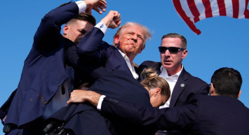 ABD Başkan adayı Trump’a suikast girişimi: Kürsüde kanlar içinde kaldı