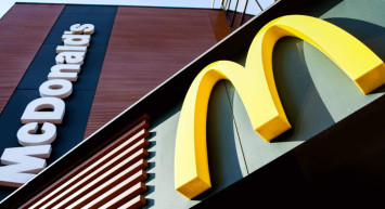 ABD’de fast food devinde deprem: İşten çıkarmalar başlayacak