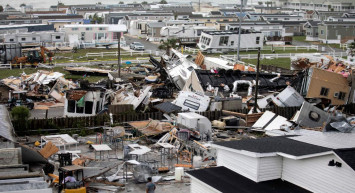 ABD’de kasırga faciası derinleşiyor: En az 18 kişi hayatını kaybetti