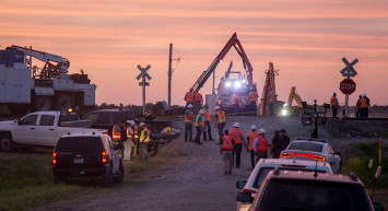 ABD'de tren faciası yaşandı! Kabusun yaşandığı kazada 3 kişinin yaşamını yitirdi, 40'tan fazla kişi yaralandı!