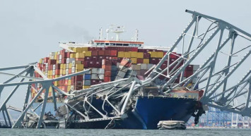 ABD'de yaşanan gemi kazasından korkunç görüntüler: OHAL ilan edildi!