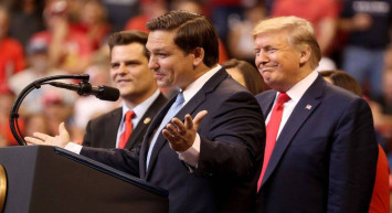 ABD’deki başkanlık yarışında sürpriz gelişme: Ron DeSantis adaylıktan çekildiğini duyurdu