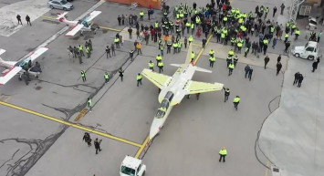 ABD'li Şirketten HÜRJET Önerisi: Eğitim Uçağı İçin ABD Donanmasına Sunuldu