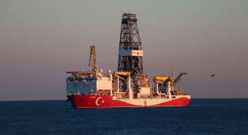 Abdülhamid Han sondaj gemisi 9 Ağustos'ta yola çıkıyor! Yunan basınında kıskançlık manşetleri