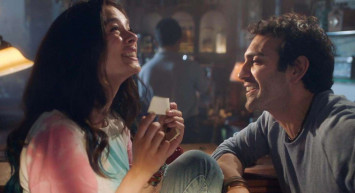 Acı Tatlı Ekşi film konusu ve oyuncuları