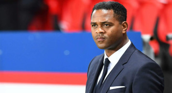 Adana Demirspor eski efsaneyi getirdi: Patrick Kluivert ile 2 yıllık sözleşme imzalandı