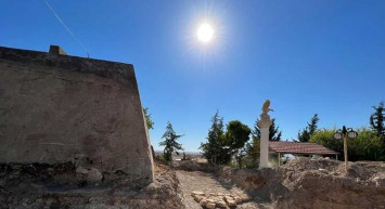 Adıyaman'daki su deposu kazısında Roman dönemine ait mezarlar bulundu!