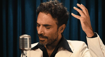 Afara ne demek, anlamı nedir? Uğur Aslan'ın programının adı afara kelimesi anlamı