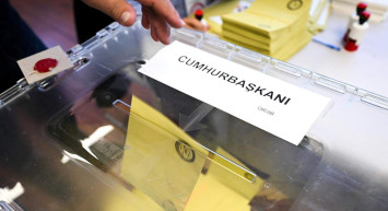 Afet bölgesinde seçim hareketliliği: Deprem bölgesinde vatandaşlar sandık başına gitti