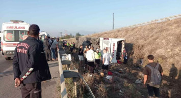 Afyonkarahisar'da korkunç kaza: Çok sayıda ölü ve yaralı var