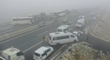 Ağrı’da zincirleme kaza: Çok sayıda yaralı var