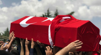 Ağrı’dan kahreden haber! Askeri araç devrildi: 2 asker şehit oldu