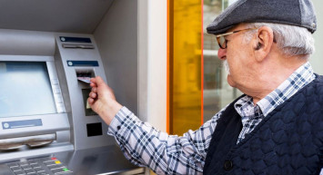 Aile ve Sosyal Hizmetler Bakanı'ndan Yaşlı ve Engelli Aylığı Açıklaması!