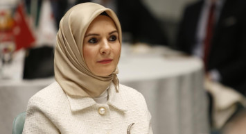 Aile ve Sosyal Hizmetler Bakanı'ndan müjde: Evde bakım yardımı İçin 4.2 milyar lira hesaplara yatırılmaya başlandı!