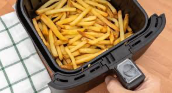 Airfryer’da restoranlara bile taş çıkartacak patates kızartması tarifi açığa çıktı! 10 dakikanızı almayacak