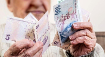 AK Parti Grup Başkanvekili EYT'lilerin maaşları için tarih verdi