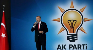 Ak Parti İzmir ilçe adaylarını Cumhurbaşkanı Erdoğan açıkladı: İşte İzmir'den aday gösterilen isimler