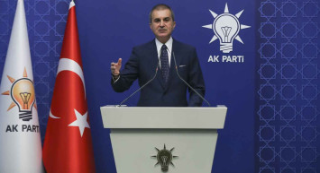 AK Parti Sözcüsü Ömer Çelik'ten CHP Genel Başkanı Kemal Kılıçdaroğlu'na sert tepki: "Karanlık odakların propagandasının tercümesi"