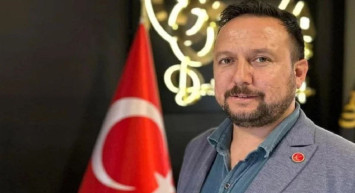 AK Parti’ye destek vererek adaylıktan çekildi: Yeniden Refah Partisi İzmir Bergama Belediye Başkan Adayı Mutlu Metin kimdir?