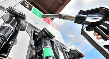 Akaryakıt fiyatları 25 Aralık Pazar: Benzin ve motorin fiyatları ne kadar? Akaryakıta zam gelecek mi?