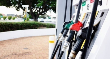 Akaryakıt fiyatları 15 Mart 2022 Salı güncel liste: Benzin, LPG, Mazot ve Motorin fiyatları (İstanbul, Ankara, İzmir) fiyatlar düştü mü, indirim geldi mi, ne zaman gelecek? İşte İL İL güncel liste