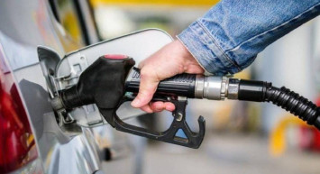 Akaryakıt fiyatları takip edilemiyor: Motorin fiyatlarına indirim geldi! 15 Kasım Salı akaryakıt fiyatları