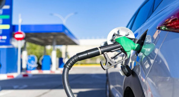 Akaryakıt fiyatlarına zam geldi mi? Benzin ve motorin fiyatı ne kadar? 4 Aralık 2022 Pazar güncel akaryakıt fiyatları