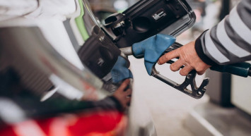 Akaryakıt fiyatlarında bugün: Benzin ve motorin fiyatları ne kadar, zam var mı? (16 Ağustos 2024)