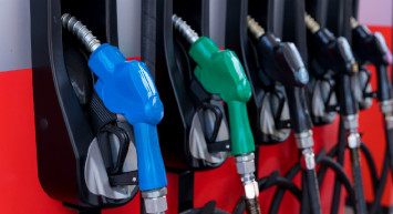 Akaryakıt fiyatlarında indirim rüzgarı: Benzinden sonra sıra motorinde (23 Ağustos 2024 güncel akaryakıt fiyatları)