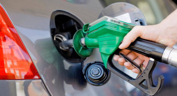 Akaryakıt fiyatlarında sevindiren gelişme: Benzine yarından itibaren indirim geliyor! 18 Kasım 2022 akaryakıt fiyatları