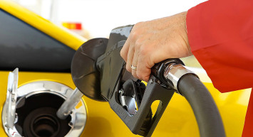 Akaryakıt ve alkollü içkilere büyük zam: İşte yeni vergi oranları