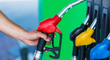 Akaryakıtta çifte indirim sevinci: Yarından itibaren pompaya yansıyacak