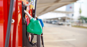 Akaryakıtta kontak kaptıracak zam:  Bu gece yarısı geçerli olacak