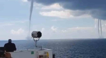 Akdeniz’de hareketli anlar: Hortum nedeniyle büyük panik yaşandı