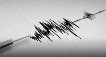 Akdeniz'de Korkutan Deprem! Dakikalar Arayla İki Kez Sallandı