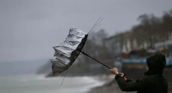 AKOM alarm verdi: Lodos gün boyu etkili olacak!