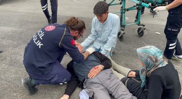 Aksaray'daki trafik kazada yaşlı çift yaralandı!