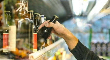 Alkol ve sigara fiyatlarında artış yaşandı! Sigara ve Alkollü içeceklere ÖTV zammı geldi