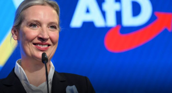 Alman AfD’den Çağrı: “Rusya’ya Yaptırımları Kaldırın”