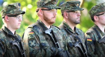 Alman ordusunun en büyük sıkıntısının personel eksikliği olduğu düşünülüyor