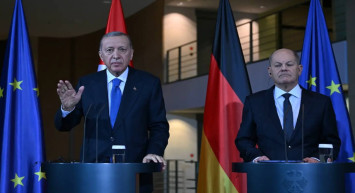 Almanya’da yer yerinden oynadı: Cumhurbaşkanı Erdoğan’ın tarihi ayarı dünya basınında