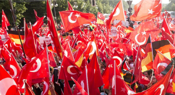 Almanya'daki Türkler 'dük' olacak