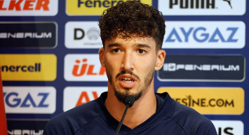 Altay Bayındır: Dinamo Kiev’i mağlup ederek Şampiyonlar Ligi’