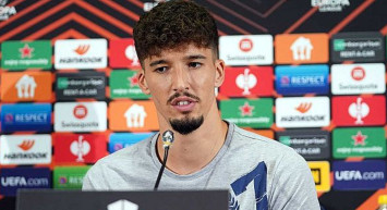 Altay Bayındır'dan Olympiakos Maçı Öncesi Çarpıcı Açıklamalar!