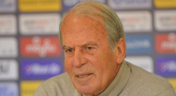 Altay'da Mustafa Denizli'den Mağlubiyetin Ardından İstifa Sözleri