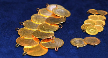 Altın fiyatları bayram tatilinde durmuyor: Uzman isim asıl yükseliş tarihini açıkladı