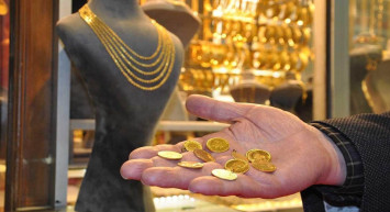 Altın fiyatları yeniden yükselişe geçti: Gram altın kritik sınırı aştı