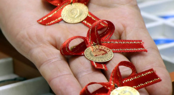 Altın fiyatlarında yatırımcıyı gülümseten rekor: 21 Mart 2024 Gram, çeyrek, ons, yarım altın fiyatı ne kadar, kaç TL?